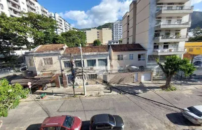 Casa duplex à venda, frente de rua, 5 quartos, 229 m², grajaú, rj