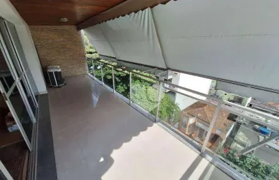 Grajaú, apt com 180m², varandão, 4qts com armários, suíte, dep completas, 3 vagas , sauna , $650.000,00 - grajaú - rj
