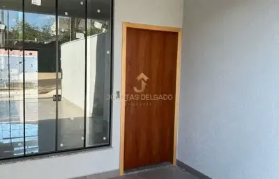 Casa geminada em parque residencial tuiuti, maringá/pr