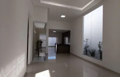 Casa com 3 quartos à venda no Jardim Botânico, Uberlândia 