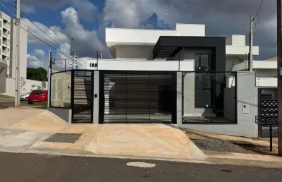 Casa para venda em maringá, jardim petrópolis, 3 dormitórios, 1 suíte, 3 banheiros, 3 vagas