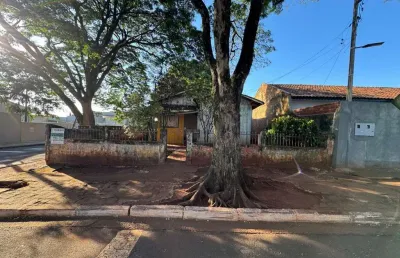 Terreno à venda na Rua Pioneiro Etori Colli, 222, Vila Santa Izabel, Maringá