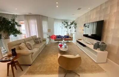 Pulquérrimo! apartamento finamente decorado , 04 suites, 03 vagas de garagem demarcadas, imóvel mobiliado!