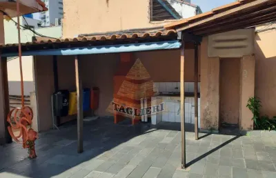 Aluga-se :sobrado moóca-03 quartos , salão de festa, churrasqueira
