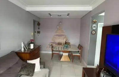 Aluga-se lindo apartamento na mooca com armários-72m util
