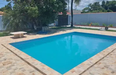 Ótima casa com piscina em vilatur com 2 quitinetes independente