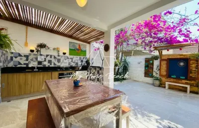 Casa em condomínio disponível venda na praia de juquehy!