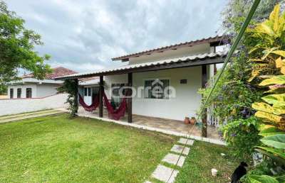 Casa com 3 quartos à venda na Avenida Joinville, 330, Salinas, Balneário Barra do Sul