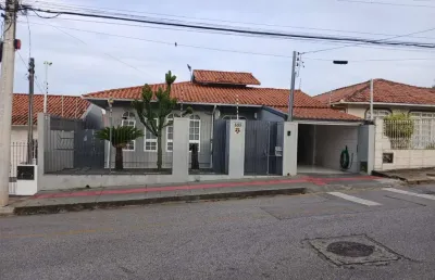 Casa com 4 quartos à venda no Ipiranga, São José 