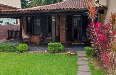 Casa em condomínio fechado com 3 quartos à venda na Vila Muriqui, Mangaratiba 