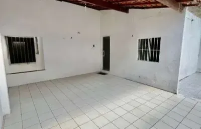 Casa à venda – r. lucrécia borges – jardim califórnia – barueri
 cep: 06409-160
 oportunidade imperdível em uma das melhores regiões da cidade!

 200 m² de área construída
️ 3 quartos
 3 banheiros
 2 