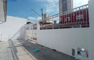 Localizada em uma das regiões mais charmosas de são paulo, esta casa no jardim bonfiglioli é o imóvel dos sonhos para quem deseja sair do aluguel e conquistar a tão sonhada casa própria. com uma entra