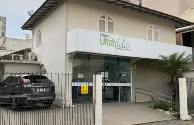 Casa com 3 quartos à venda no Centro, Laguna 