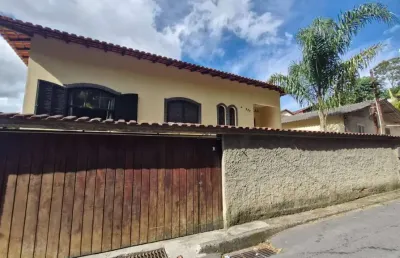 Casa com 3 quartos à venda no Mosela, Petrópolis 