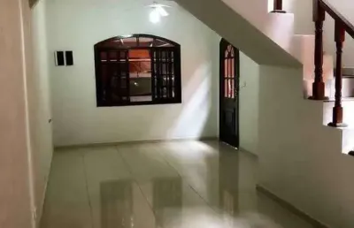 Localizado no bairro jardim brasil, em são paulo, este sobrado de dois dormitórios é a opção perfeita para quem busca conforto e praticidade. com uma localização privilegiada, próximo a comércios, esc