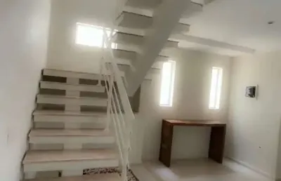 Localizado na vila gustavo, em são paulo, este sobrado é a opção ideal para quem busca conforto e praticidade. com entrada a partir de 30 mil reais e documentação em ordem, o imóvel oferece facilidade
