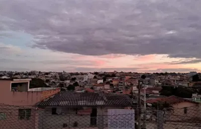 Oportunidade casa geminada de 3 quartos no bairro santa mônica.