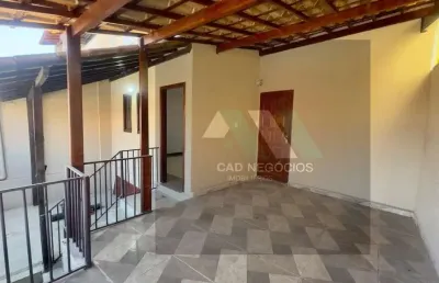 Oportunidade casa geminada de 3 quartos no bairro santa mônica.