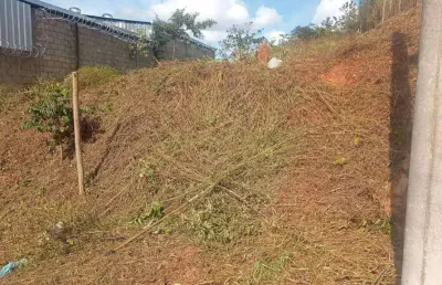 Terreno à venda no Novo Centro, Santa Luzia 