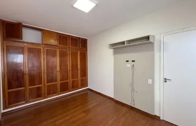 Sobrado a venda - localizado na rua barlavento, no parque são lucas 

ótima oportunidade para sair do aluguel 

 2 dormitórios 
 1 banheiro
 1 vaga de garagem
 lavanderia
 corredor espaçoso