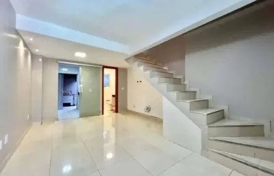 Venha conhecer essa incrível casa em são paulo, localizada no bairro vila gomes. com três dormitórios, sendo uma suíte, este imóvel é perfeito para sua família. com uma área total de 195,00 m², oferec