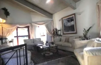 Casa para venda no taquaral, 4 suites,master com closet e hidro. livin 4 ambientes, amplo mezanino, lareira,lazer,paisagismo,canil.