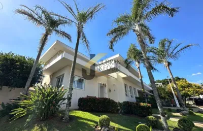 Casa à venda no condomínio estância paraíso com 4 suítes com closet (máster com hidro), lazer comum e 6 garagens 3 fechadas