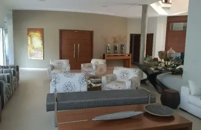 Casa à venda em condomínio na região de barão geraldo, 4 suítes, piscina