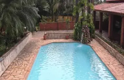 Casa à venda  no parque xangrilá, em campinas com 03 dormitorios(2 suites)e piscina