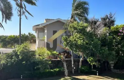 Casa à venda no alphaville com 5 dormitórios sendo 4 suites e living pra varios ambientes