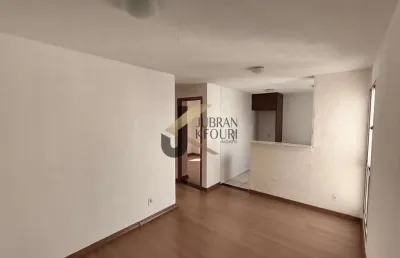 Apartamento à venda no bairro parque das cachoeiras (ao lado do carrefour valinhos), com 2 dormitórios, garagem coberta e lazer comum.