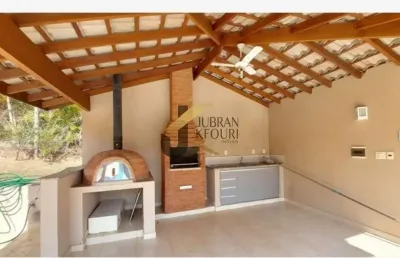 Casa para locação em condomínio, valinhos, térrea, 3 suítes com armários, 1 máster.  2 salas com varanda, escritório, lavabo, despensa, área de lazer