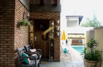 Casa com/res à venda, vila virgínia, campinas, sp. com 5 dormitórios sendo 1 suíte, 3 salas, 5 banheiros, 4 vagas.