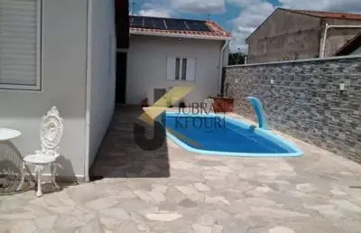 Casa à venda ,vila georgina, campinas! quatro dormitórios, duas salas, dois banheiros, garagem, edícula, piscina aquecida, espaço gourmet.