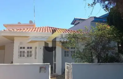 Casa à venda no condomínio são conrado ,sousas ,campinas ,com 3 quartos sendo 1 suíte