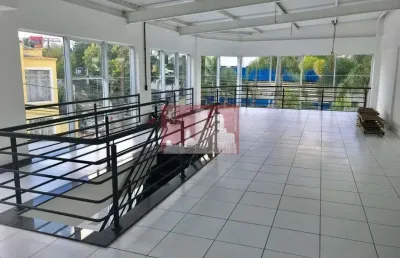 Prédio para alugar na Avenida Leôncio de Magalhães, 283, Jardim São Paulo (Zona Norte), São Paulo