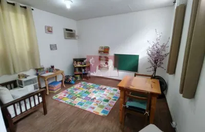 Casa com 3 quartos à venda na Rua Cônego Ladeira, 148, Vila Mazzei, São Paulo