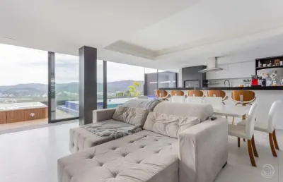 Casa com 4 quartos à venda na Rua José Francisco Dias Areias, --, Trindade, Florianópolis