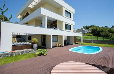 Casa com 3 quartos à venda na Rua Jarí, --, Pedra Branca, Palhoça