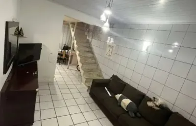 Casa com 3 quartos à venda na Rua São Vicente de Paula, --, Agronômica, Florianópolis