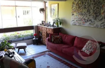 Duplex de 113m² com 3 quartos sendo 1 suíte na lagoa da conceição