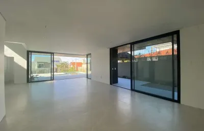 Casa residencial de 4 dorms no bairro lagoa da conceição