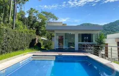 Casa em condomínio fechado com 4 quartos à venda na Rodovia Admar Gonzaga, --, Itacorubi, Florianópolis