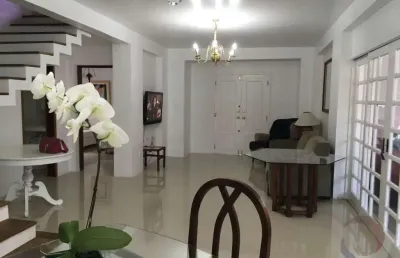 Casa residencial de 7 quartos no bairro jurerê internacional
