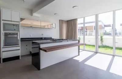 Casa em condomínio fechado com 3 quartos à venda na Rodovia Haroldo Soares Glavan, --, Cacupé, Florianópolis