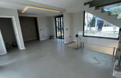 Casa com 3 quartos à venda na Rua das Tainhotas, --, Jurerê, Florianópolis