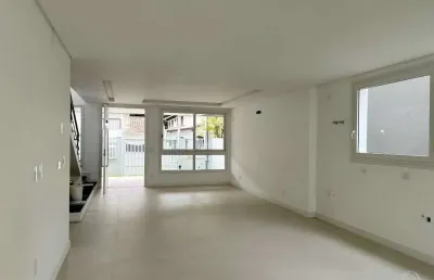 Casa residencial de 3 dorms no bairro córrego grande