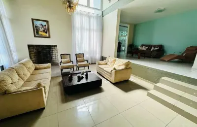 Casa residencial de 279m² com 5 quartos em coqueiros