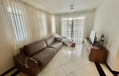 Casa com 4 quartos à venda na Rua Laurival Vieira, --, Barreiros, São José