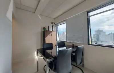 Sala comercial à venda na Rua Fúlvio Aducci, --, Estreito, Florianópolis